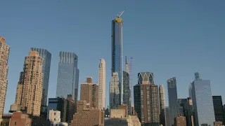 New York vol peperdure leegstaande torenhoge flats en gigantische woningnood