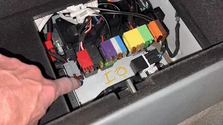 Mercedes battery drain - R230 SL55. Fixing Electric Consumer Offline message.