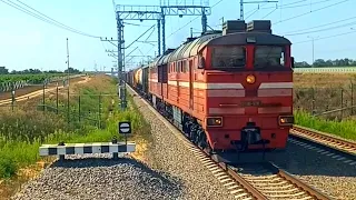 Прибытие грузового поезда из Крыма на станцию Тамань / Arrival of a freight train from Crimea