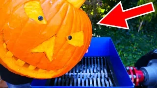 HALLOWEEN PUMPKIN VS FAST SHREDDER!