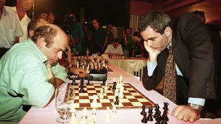 Russian Immigrant Minister Beats World Chess Champion (Original Title)