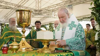 Патриаршая Божественная литургия  в день памяти прп. Сергия Радонежского, игумена земли русской.