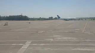 Uzbekistan Airways 757 arriving in Andizhan Airport (AZN)