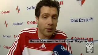 Oliver Pocher als Hoeneß, van Bommel, Podolski, Ballack, Löw und Kuranyi