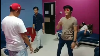 Siddharth Nigam dance practice in Indonesia