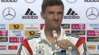 Thomas Müller disst RTL-Reporter auf Pressekonferenz