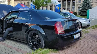 Chrysler 300C 5.7 HEMI V8 Sound