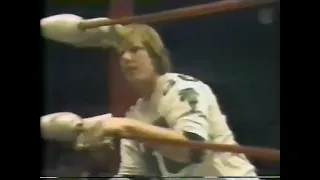 WCCW 1983 12 26 83 Kerry & Kevin Von Erich vs Terry Gordy & Buddy Roberts TEXAS TORNADO