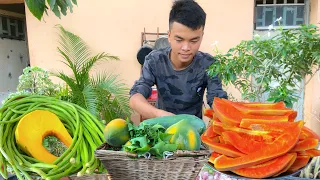 Chef ny cook Cambodia soup (Mixed vegetable soup) and eating for lunch- Cooking with chef Ny.