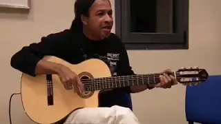 STAYIN' ALIVE (BEE GEES) - BY NAUDO SOLO GUITAR.