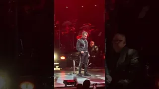 Alejandro Fernández llora cantando  "acá entre nos" EN MEMORIA A SU PADRE - DON VICENTE FERNANDEZ 😇😇