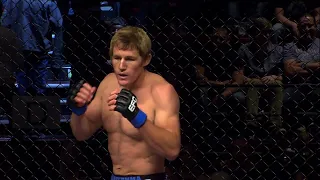 EFC 106 - LAMPRECHT VS HLONGWA