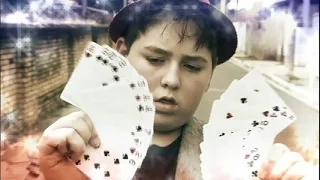 Menino mágico de 13 anos faz truques incríveis e aceita desafio para realiza sonhos