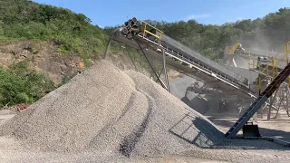 How amazing it is!! Making the cubical shape of aggregate with fabulous crushing plant