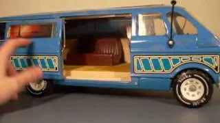 Vintage 1976 19inch Tonka Van RARE