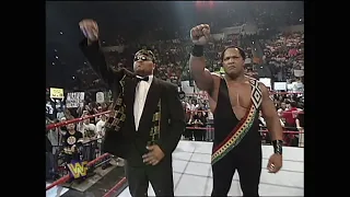 Farooq Kicks everyone out of the Nation of Domination & Forms new Nation with D-Lo Brown! 1997 (WWF)