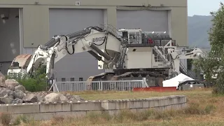 Liebherr R9600 et R9800, pelles minières en test, Copyright Manugo