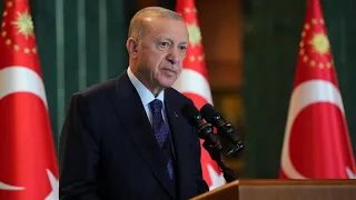 Cuhurbaşkanı Erdoğan: Din görevlilerin görevi, günlük tartışmaların çok üzerindedir