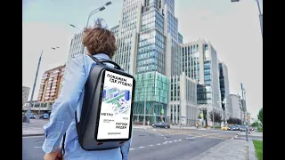 BackAd реклама на рюкзаках с экраном на улицах Москвы