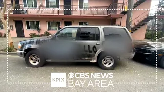 Residents in Oakland neighborhood tag abandoned cars to spur removal