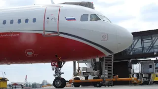 Airbus A321 улетел с неубранным шасси Red Wings Аэробус А321