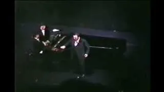 Pavarotti - Il lamento di Federico - Arlesiana. Live Richard Tucker Gala