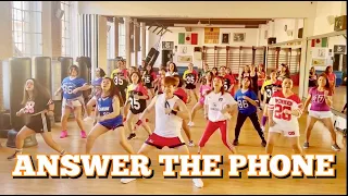 ANSWER THE PHONE - Zumba / Dance Fitness Workout  / TikTok Trend