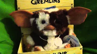 Singing Gremlins Gizmo from NECA