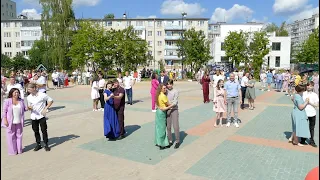 Танец с родителями 9 кл 6 шк г.Тутаев