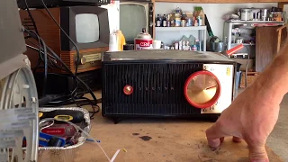 Upcoming Project.  1957 Zenith AM Radio