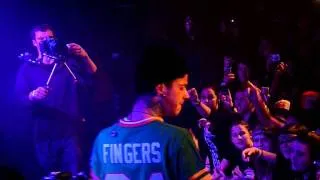 T.Mills - Vans On & Your Favorite [ Live in Paris ]