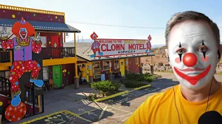 Google Reviews: The World Famous Clown Motel - Tonopah, Nevada