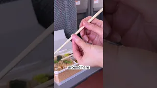 How to Hold Chopstick