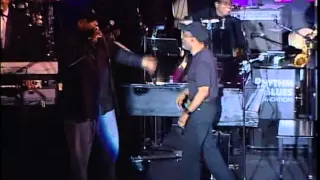 Frankie Beverly: R&B Foundation Pioneer Award (2006)