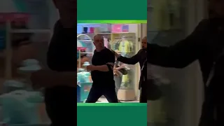 MOMENTO DA BRIGA DE MARCOS BRAZ, VICE-PRESIDENTE DO FLAMENGO, COM UM TORCEDOR NUM SHOPPING |ge.globo