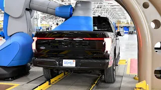 New FORD F-150 LIGHTNING 2022 - PRODUCTION plant in USA (pre-production models assembly)