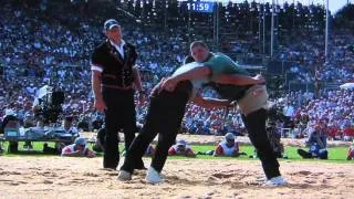 Eidgenössischer Schwingerkönig 2010 Kilian Wenger (und Zündhölzli Musig, Brunnen SZ