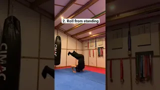 Front flip tutorial🦵*try this on trampoline or soft surface first to prevent injury*