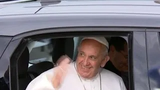 Massive crowds flood Washington to welcome Pope Francis