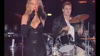 Kim Wilde I Can`t Get Enough Fete De La Musique Paris 1990