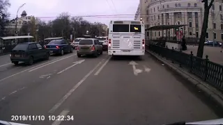 ДТП с автобусом и пешеходом в центре Воронежа
