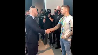 The Notorious Conor McGregor showed respect to Dustin poirier    UFC 264