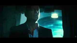 THE EXPENDABLES 2 Trailer HD -