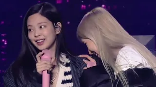 CHAENNIE BEING OBVIOUS (Jennie & Rosé of Blackpink)