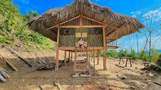 Finish the 2-storey bamboo house, make a bamboo door, live in the forest