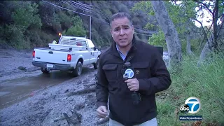 Mudslide traps drivers on Topanga Canyon Blvd; roadway closed in both directions I ABC7