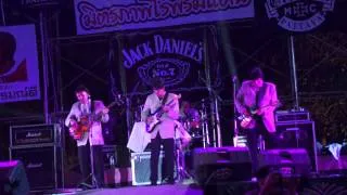 Beatlemania band - I Saw Her Standing There [Burapa Pattaya Bike Week 2014] 25