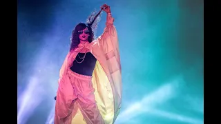 Rihanna - Bitch Better Have My Money (Live at Rock In Rio 2015)