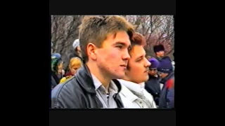 Открытие памятника "Сынам Карелии, погибшим в Чечне" 9 ноября 1997 г.