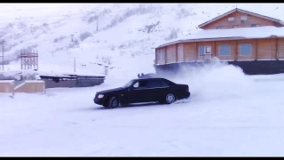 Mercedes v12  Редкое счастье жить! online video cutter com